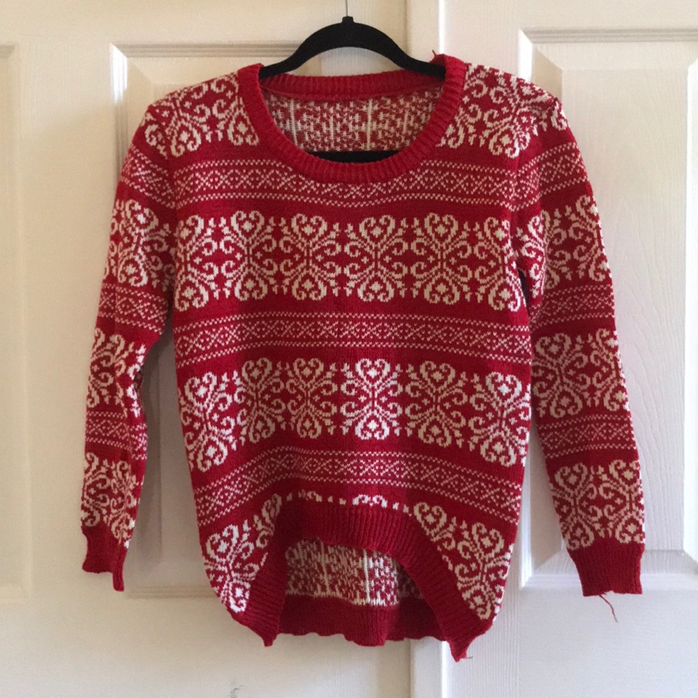 NWOT UO Red and White Festive Holiday Knit Sweater